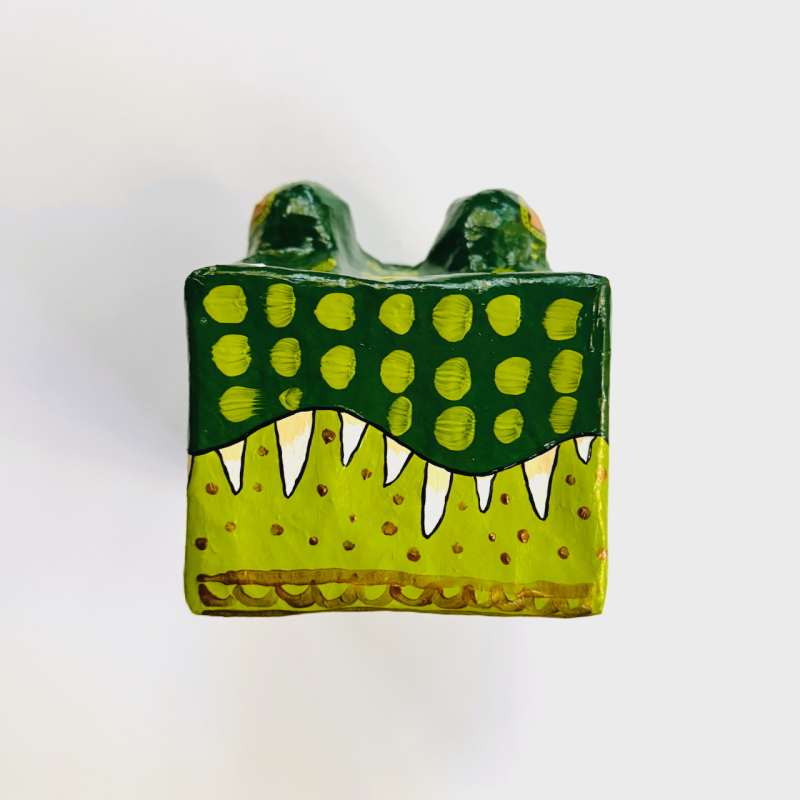 Sharpie the Gator - Paper Mache Wall Hanging - Image 5