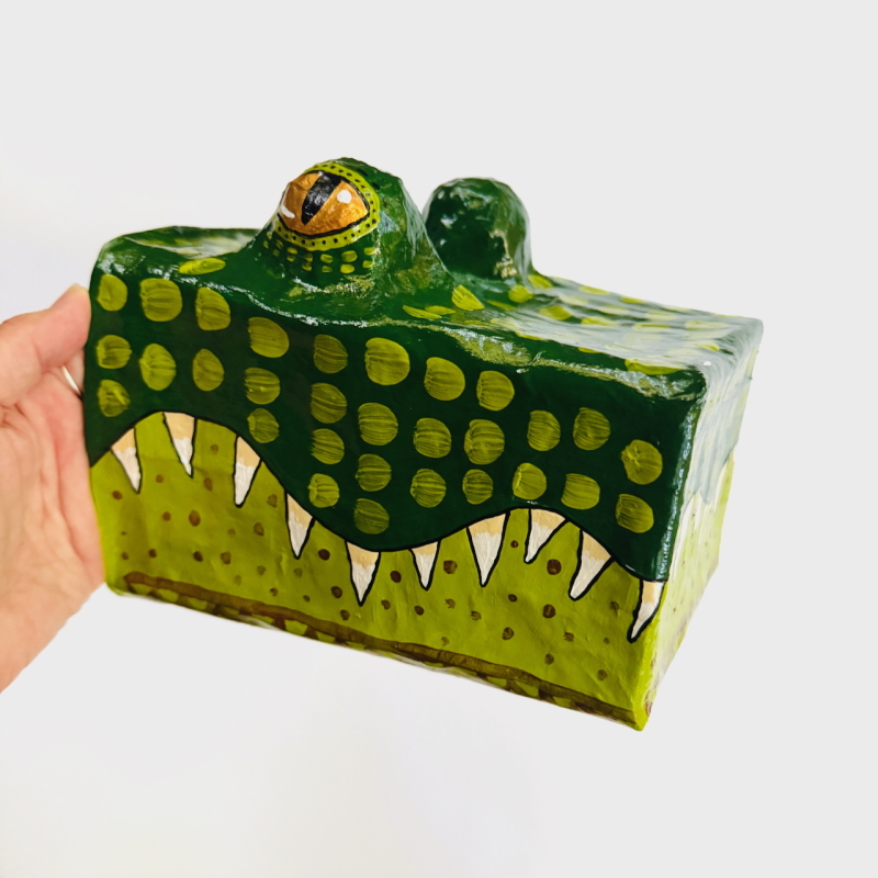 Sharpie the Gator - Paper Mache Wall Hanging - Image 10